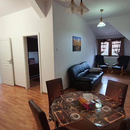 Diane'S Apartament Sibiu Exterior foto