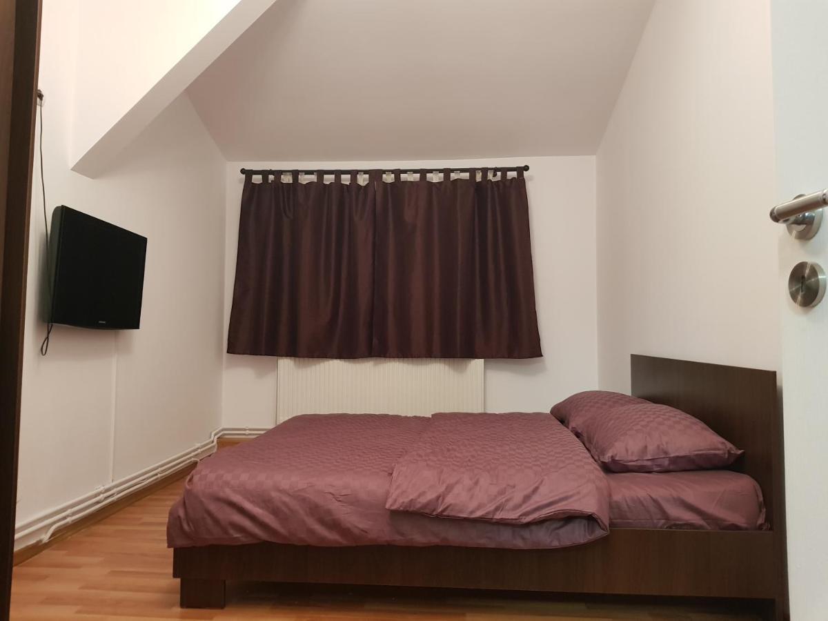 Diane'S Apartament Sibiu Exterior foto